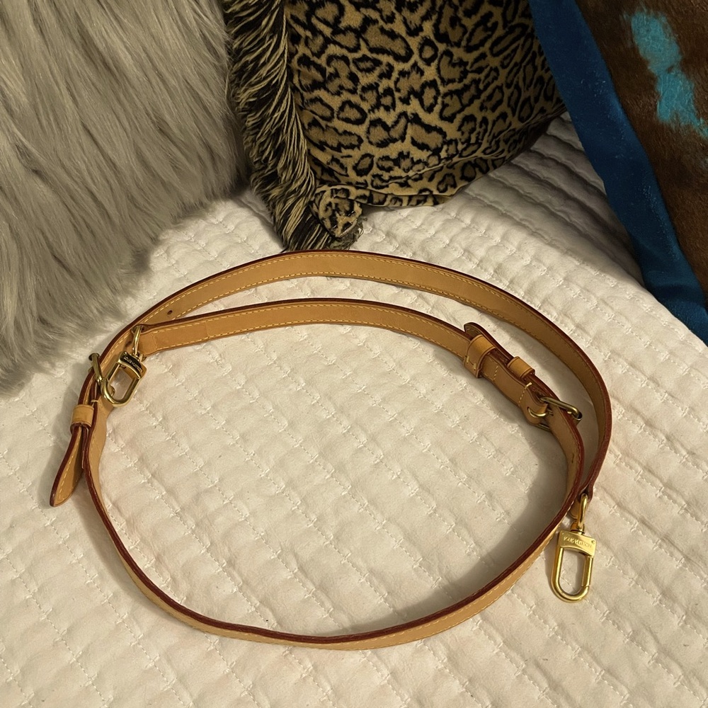 COPY - Authentic Louis Vuitton Speedy 35 Bando Straps